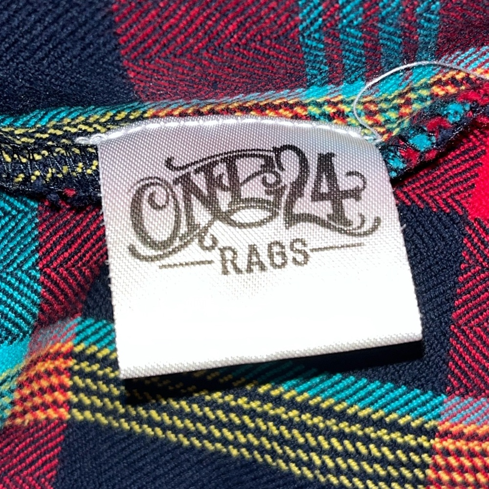 One24 Rags Flannel Button Up - Picture 5 of 6